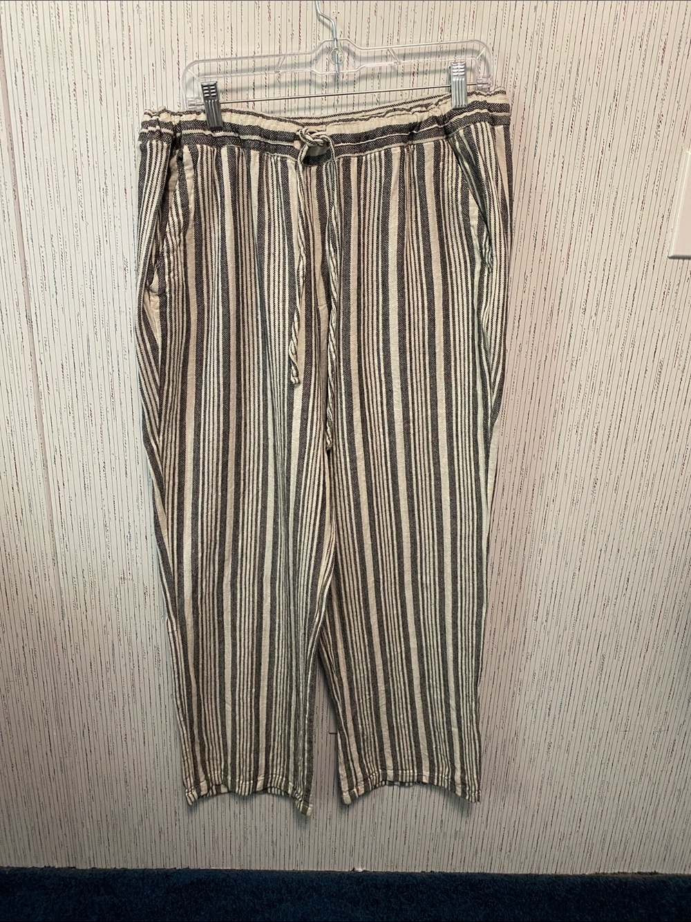 Old Navy XL wide Leg Striped Drawstring Trousers - Black & White - Picture 9 of 9